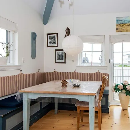 4 Person In Ringk Bing Appartement